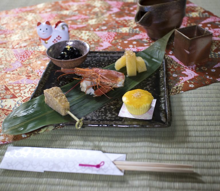 うつわの世界 お正月コーディネート ワンプレートおせちをつくる 日本文化を楽しむ Ryotei Style Jp リョウテイ スタイル