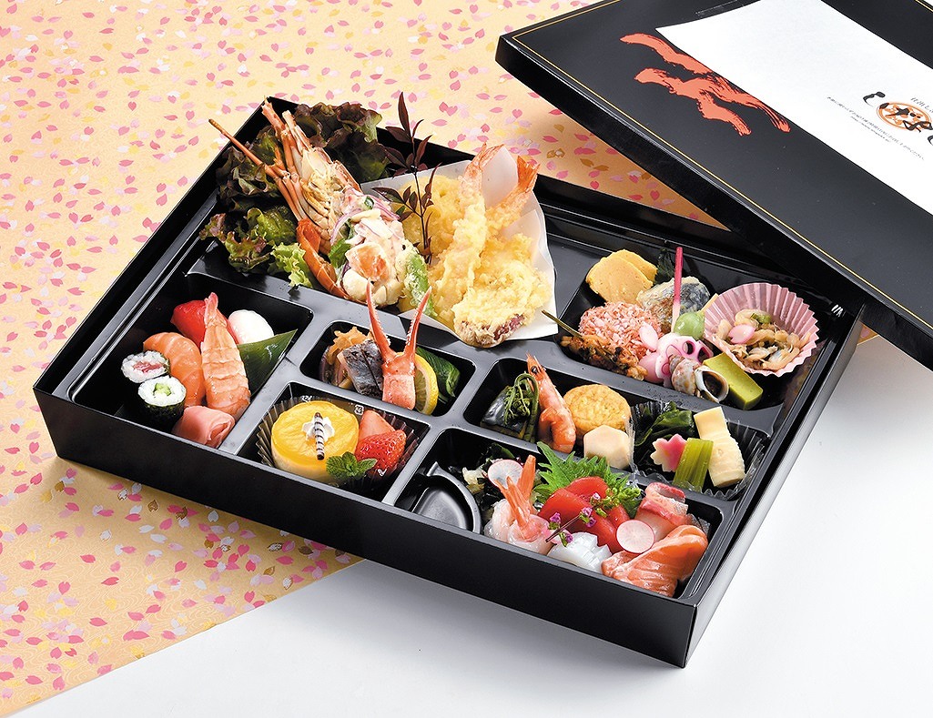 箱御膳会席弁当 多彩な仕出し弁当「お持ち帰り箱御膳会席」】 ～ 日本文化を楽しむ