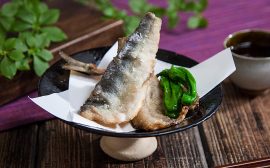 シンプルなレシピで魚の美味しさを堪能！鮎の竜田揚げ
