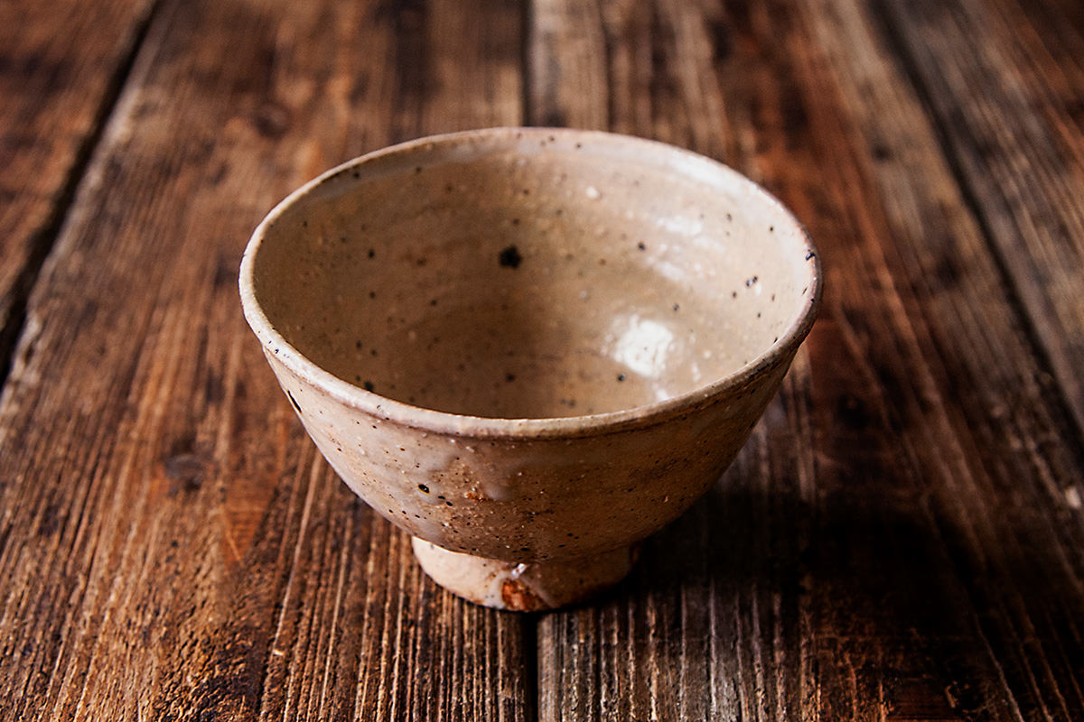 うつわの世界～荒川真吾がつくる呉器茶碗のかたち～ ～ 日本文化を